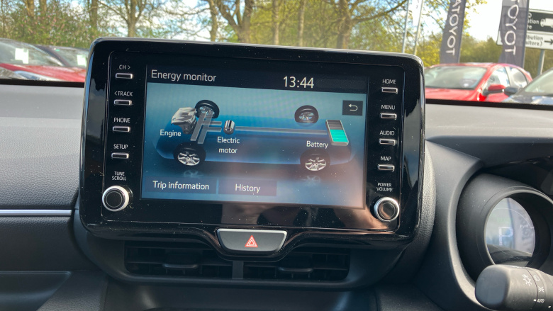 Toyota Yaris 1.5 Hybrid Design 5dr CVT Hybrid Hatchback